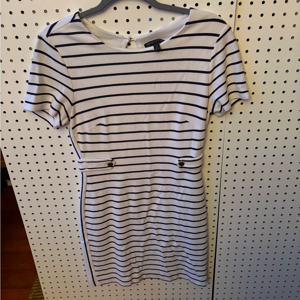 Banana Republic Navy and White Striped Dress size 4P